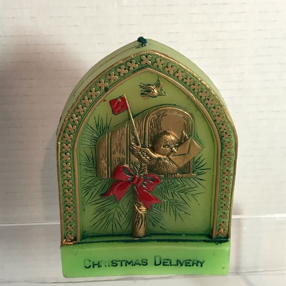 JASCO 1978 Christmas Inspiration Wax Double Sided Candle “Christmas Delivery” - Picture 3 of 6